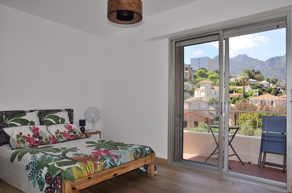 1 Schlafzimmer, Bügeleisen/Bügelbrett, Reisekinderbett, kostenloses WLAN