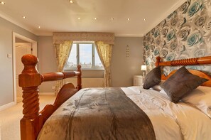 Maison | 6 chambres, fer et planche à repasser, Wi-Fi gratuit
