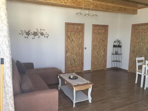 Smart TV, offices - Casa Anastasia Stegna (ΑΡΧΑΓΓΕΛΟΣ ΡΟΔΟΥ)