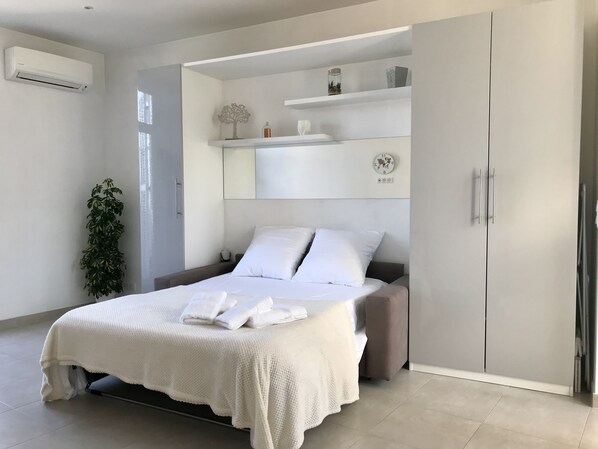 واي فاي وملاءات أسرّة