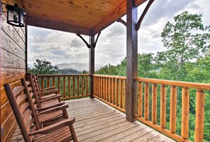 Property grounds - Smokies View (Gatlinburg)