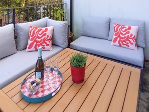 Property grounds - 3 bedroom accommodation in Bampton, near Tiverton (Bampton, near Tiverton)