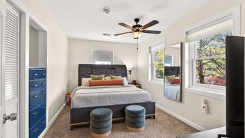 2 bedrooms, desk, iron/ironing board, travel crib