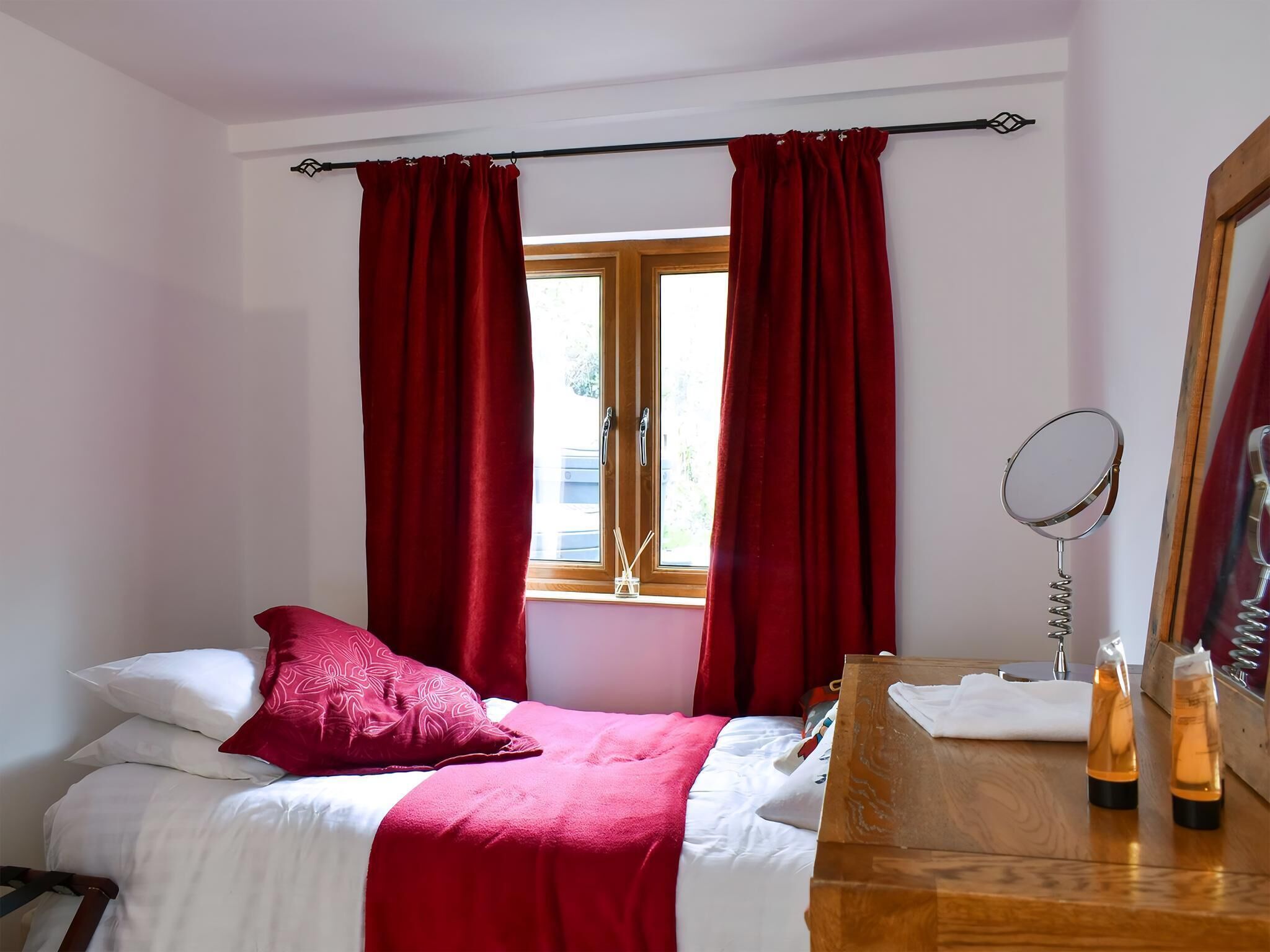 1 chambre, Wi-Fi gratuit, draps fournis