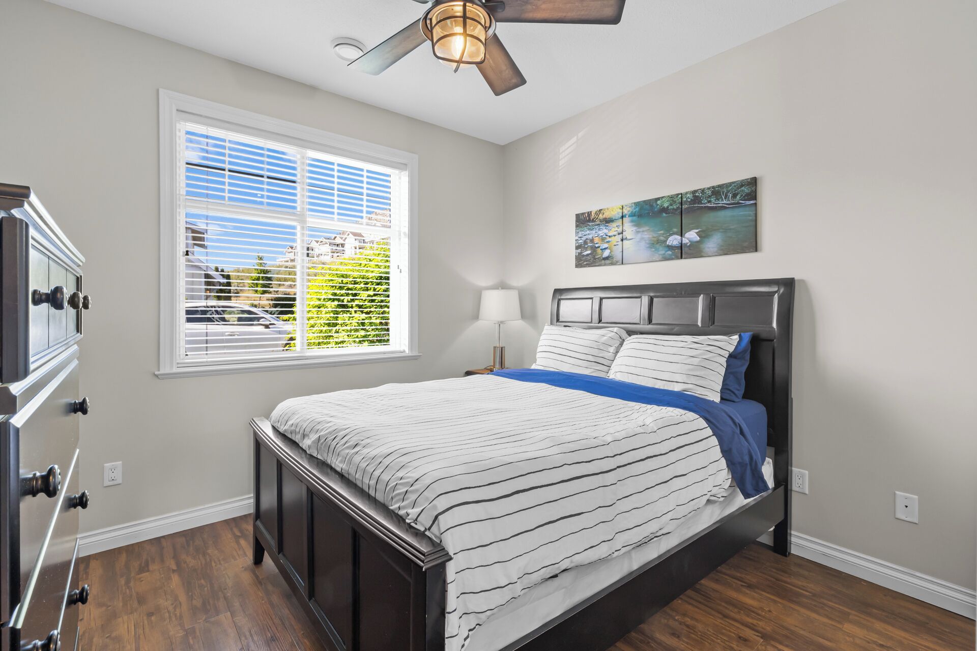 3 bedrooms, iron/ironing board, travel crib, free WiFi