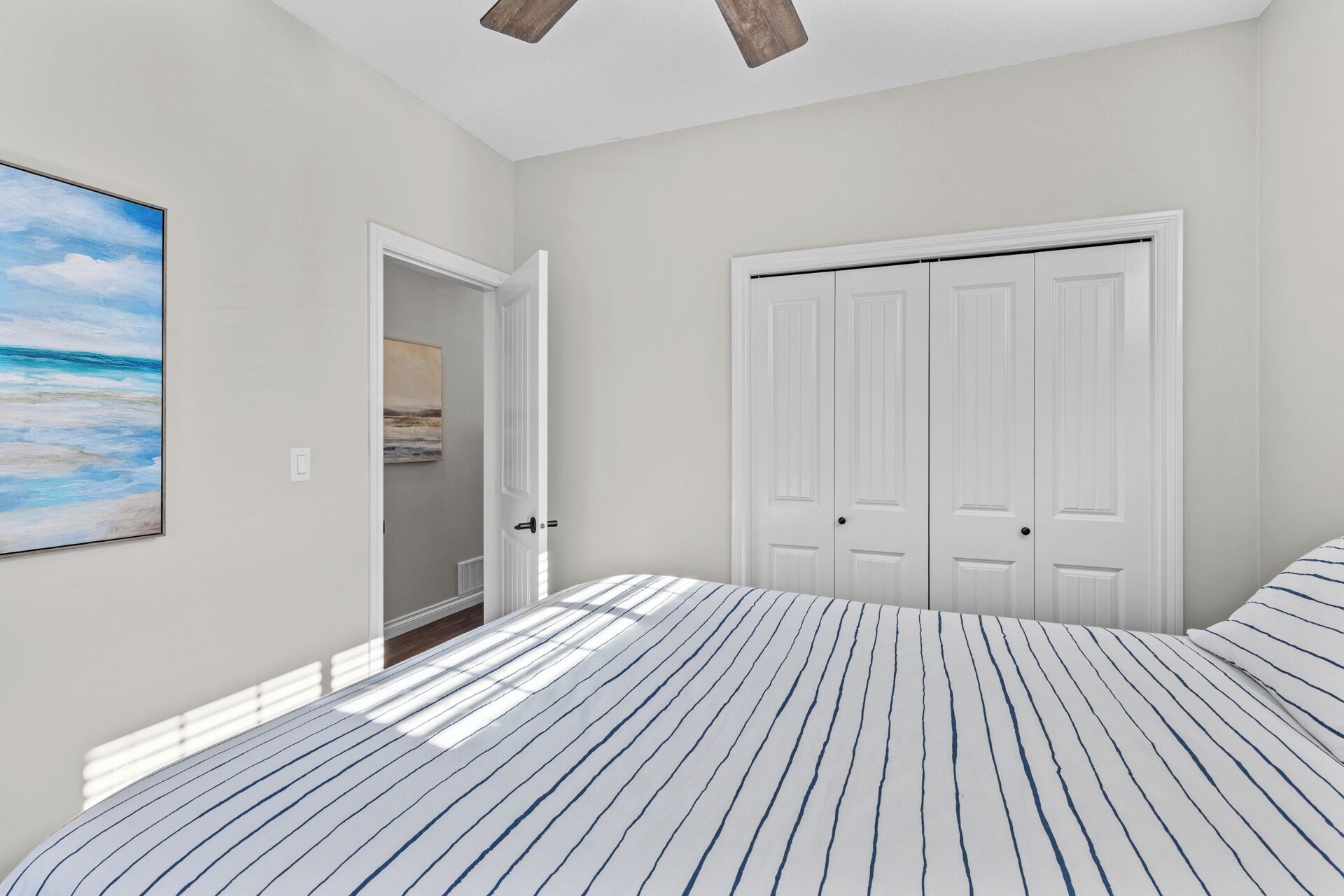 3 bedrooms, iron/ironing board, travel crib, free WiFi