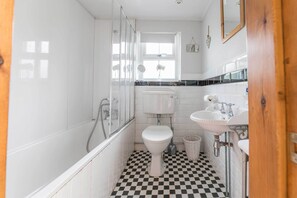 House | Bathroom