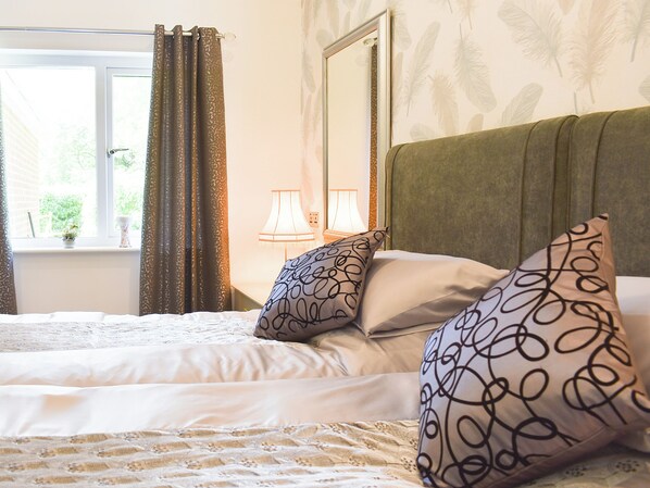 2 chambres, Wi-Fi gratuit, draps fournis