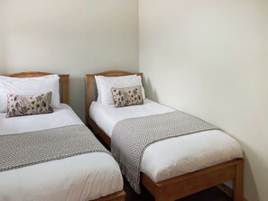 2 chambres, Wi-Fi gratuit, draps fournis