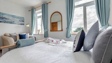 1 bedroom, free WiFi, bed sheets