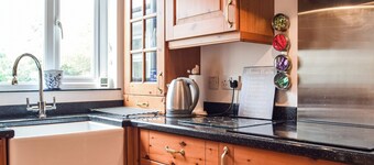 2 bedroom accommodation in Ferryside