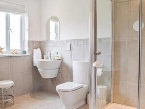 Towels - 2 bedroom accommodation in Ferryside (Ferryside)