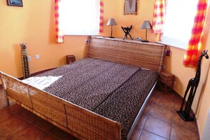 2 bedrooms, in-room safe, free WiFi, bed sheets - "La Siesta"@MARISOL: 330m to the beach, private pool, A/C, WiFi, dog beach. (Riumar)
