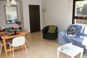 TV - "Mar i Cel"@MARISOL: 220m to the beach, private pool, A/C, WiFi, dog beach. (Riumar)