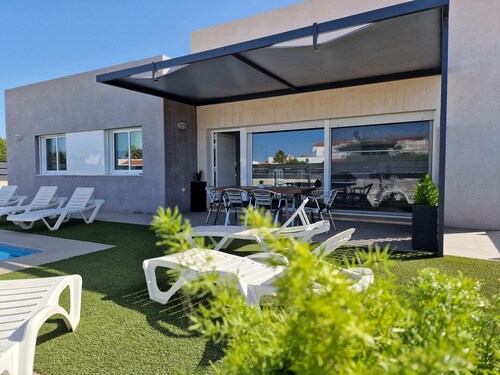 "Marc"@MARISOL : 550m de la plage, piscine privée, A/C, WiFi, plage pour chiens