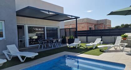 "Marc"@MARISOL : 550m de la plage, piscine privée, A/C, WiFi, plage pour chiens