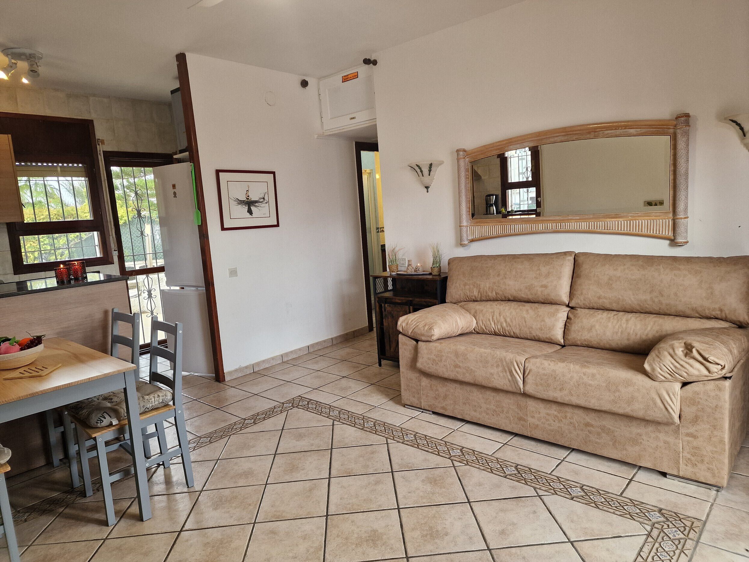 Televisie en een open haard