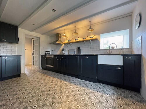 Lower Hilton Cottage