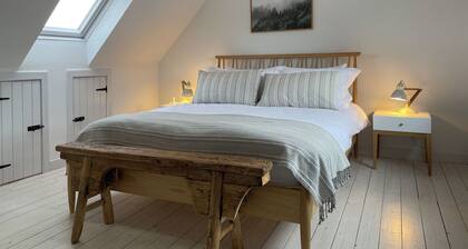 Lower Hilton Cottage