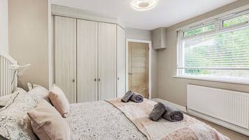 2 bedrooms, free WiFi, bed sheets