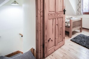 2 bedrooms, WiFi, bed sheets - The Brambles - 2 Bedroom Cottage - Llanteg (Llanteg)