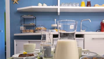 Desayuno buffet todos los días (con cargo)
