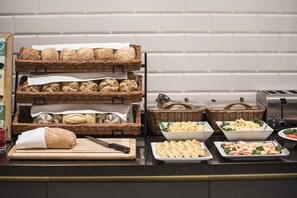 Daily buffet breakfast for a fee - The Gold Bank (Prague)