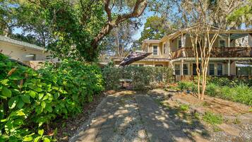 Jardines del alojamiento