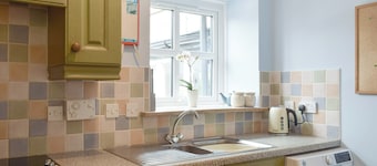 2 bedroom accommodation in Campsie Fells nr Fintry