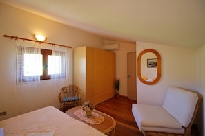 2 bedrooms