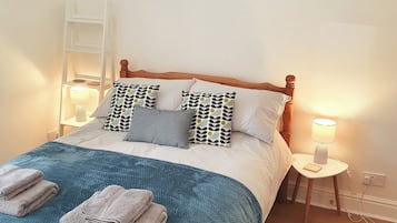 1 bedroom, free WiFi, bed sheets
