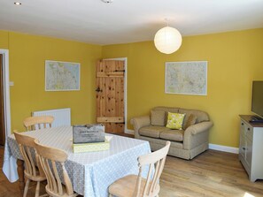Interior - 3 bedroom accommodation in Embleton (Embleton)