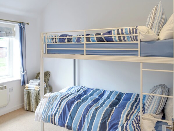 3 chambres, Wi-Fi gratuit, draps fournis
