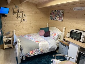 บ้านพัก, เตียงควีนไซส์ 1 เตียง | 1 ห้องนอน, Wi-Fi ฟรี, ผ้าปูที่นอน