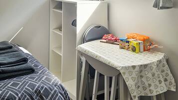 1 dormitorio, wifi gratis, ropa de cama