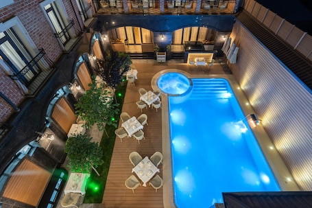 Vista dalla camera. Oscar Boutique Hotel