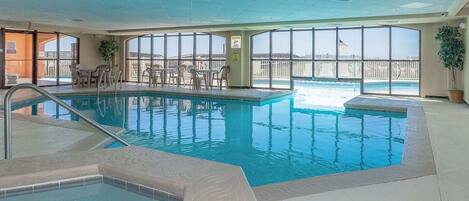 Piscina coperta, piscina all'aperto