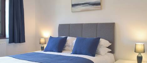 2 bedrooms, free WiFi, bed sheets