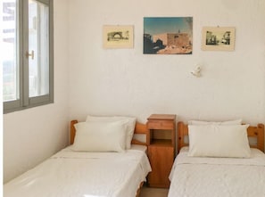 1 室のベッドルーム、WiFi