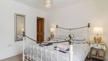 2 bedrooms, free WiFi, bed sheets