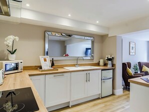 Dishwasher, high chair - 2 bedroom accommodation in Holt (Holt)