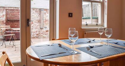 2 bedroom accommodation in Leamington Spa