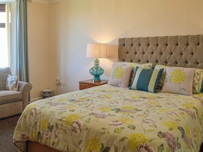 4 Schlafzimmer, kostenloses WLAN, Bettwäsche, Rollstuhlgeeignet