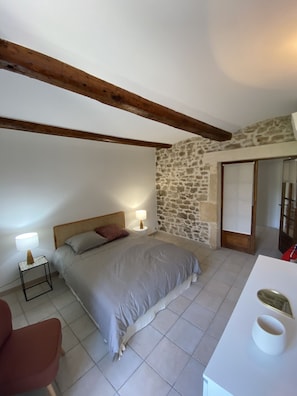 3 chambres, draps fournis