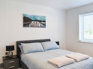 2 bedrooms, free WiFi, bed sheets - 2 bedroom accommodation in Whitstable (Whitstable)