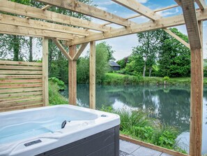 Baignoire à remous extérieure