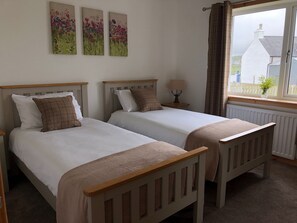 2 chambres, Wi-Fi gratuit, draps fournis