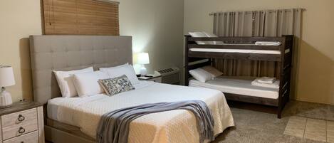 3 chambres, lit parapluie, Wi-Fi gratuit, draps fournis