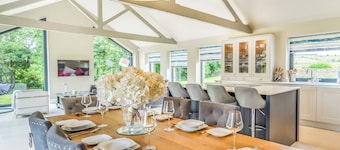 UK34190 - Gowan View