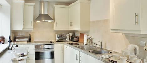 Dishwasher, freezer